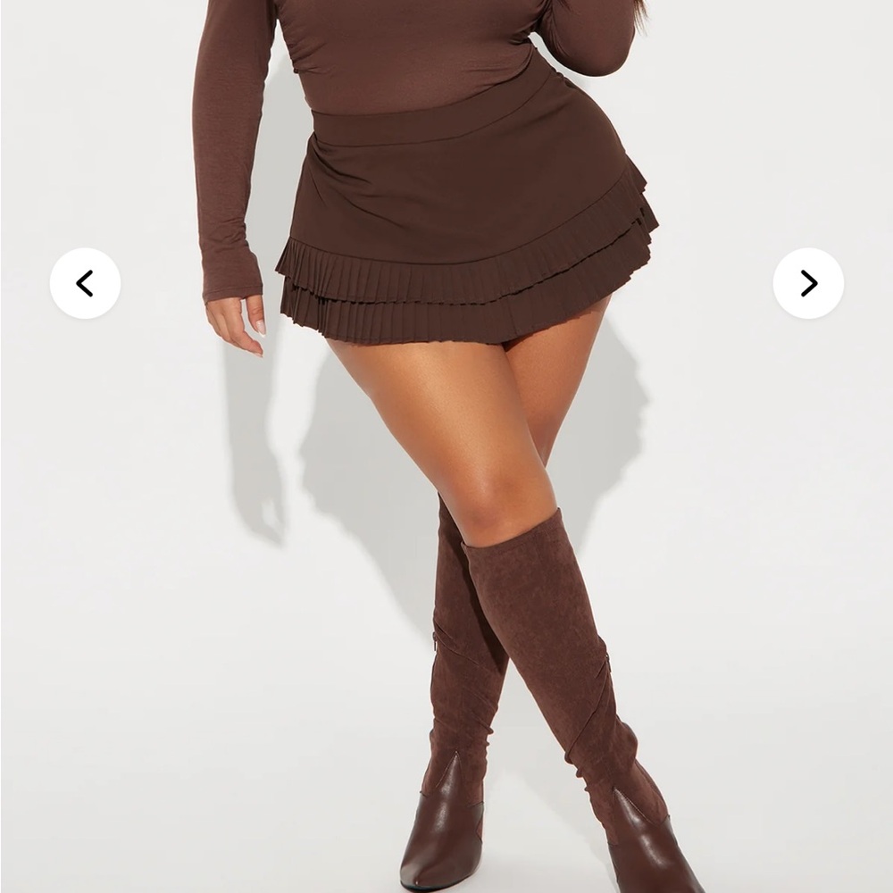 Let me go double tiered pleated skort Large - Picture 1 of 5